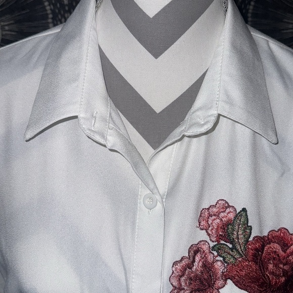 White Boohoo Button Down Dress with Floral Design- Size 10 - Picture 5 of 12